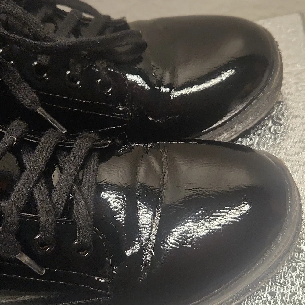 MIA SIZE 4 Black Patent leather's Boot girl
